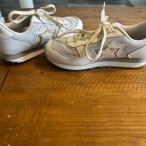 Kids Atlantic Star white genuine leather sneakers size US 5/EU 37